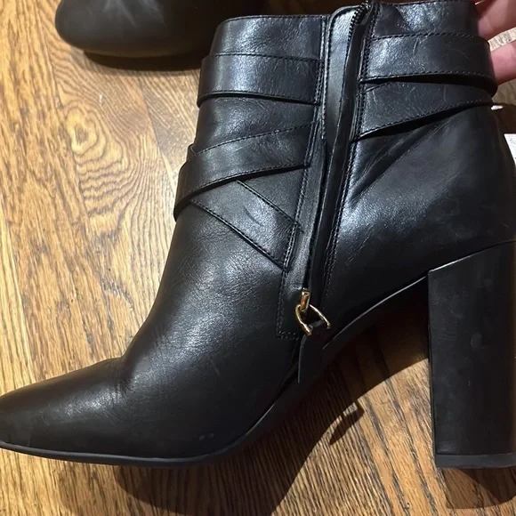 Ralph Lauren boots -2.5 inch heel *size 9* - Picture 6 of 9
